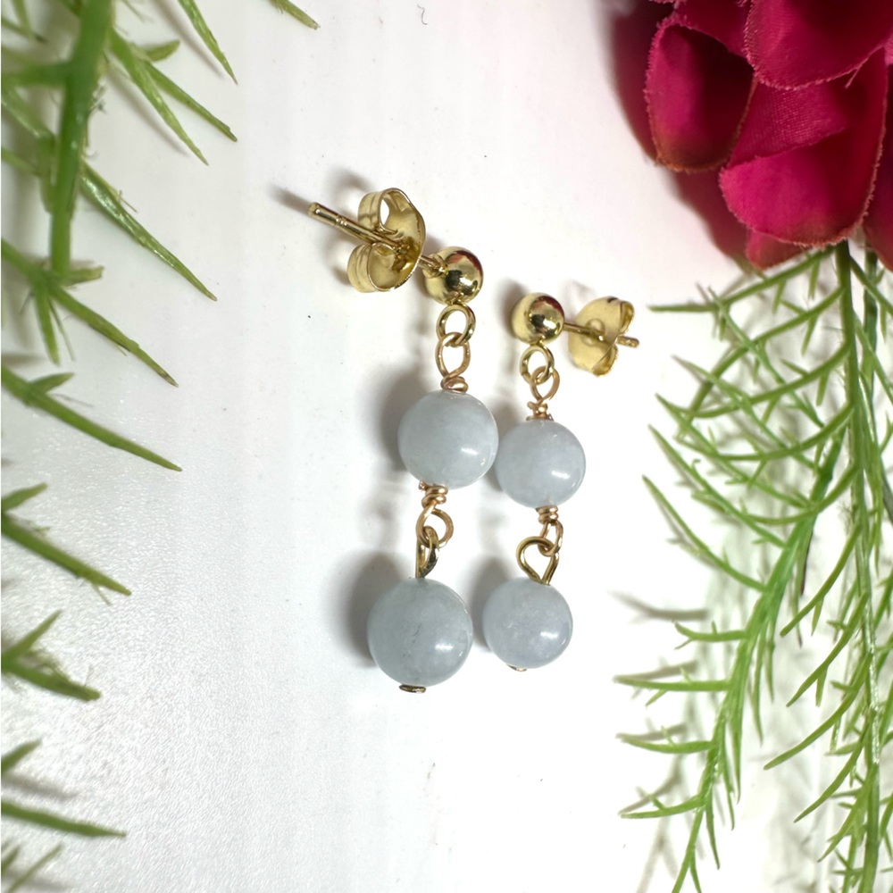 NEW⚜️Raw Aquamarine Beaded Earrings - Picture 3 of 4
